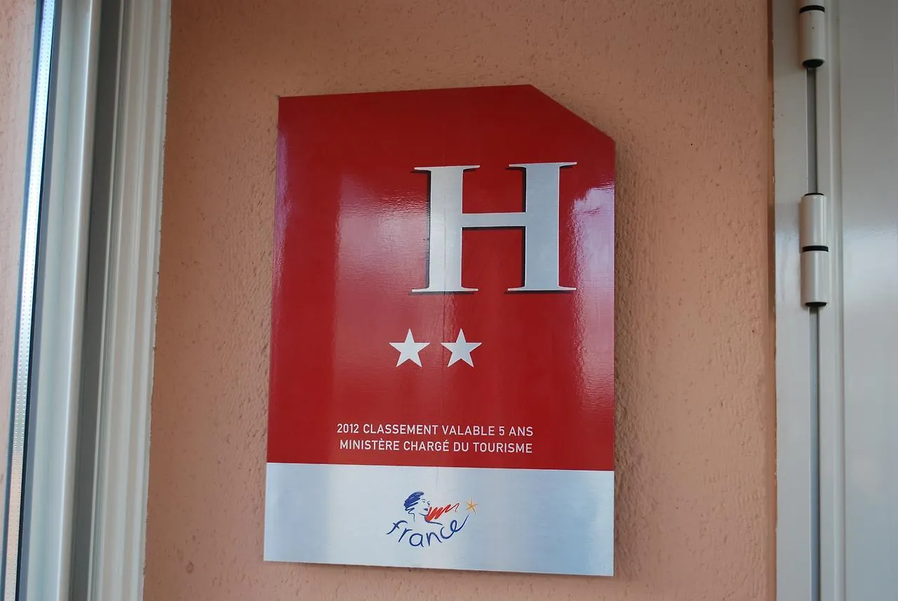 Artel Hotel Castelsarrasin 2*,  France