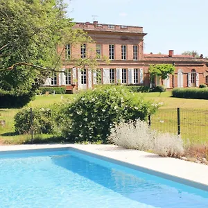 Manzana Au Chateau Lavalade Maison d'hôtes
